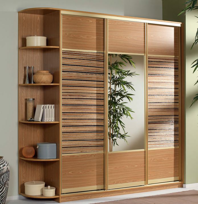 armoire avec inserts en bambou