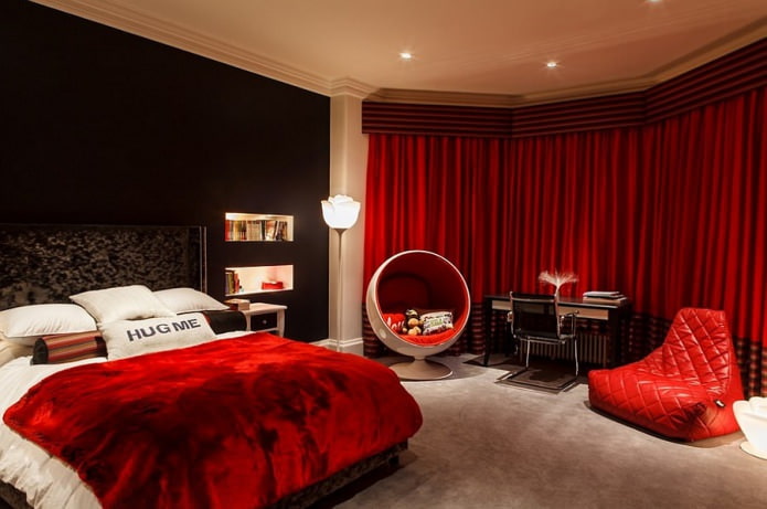 rotes Schlafzimmer Interieur