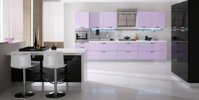 Interior da cozinha lilás