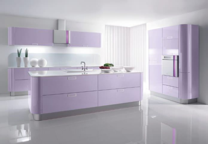 cozinha nas cores brancas e lilás