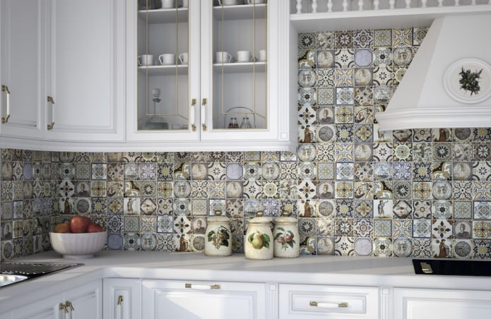 Mosaico de mosaico en la cocina de estilo rústico