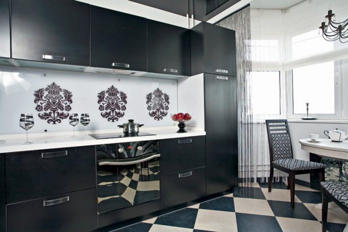 Черно-бял кухненски интериор