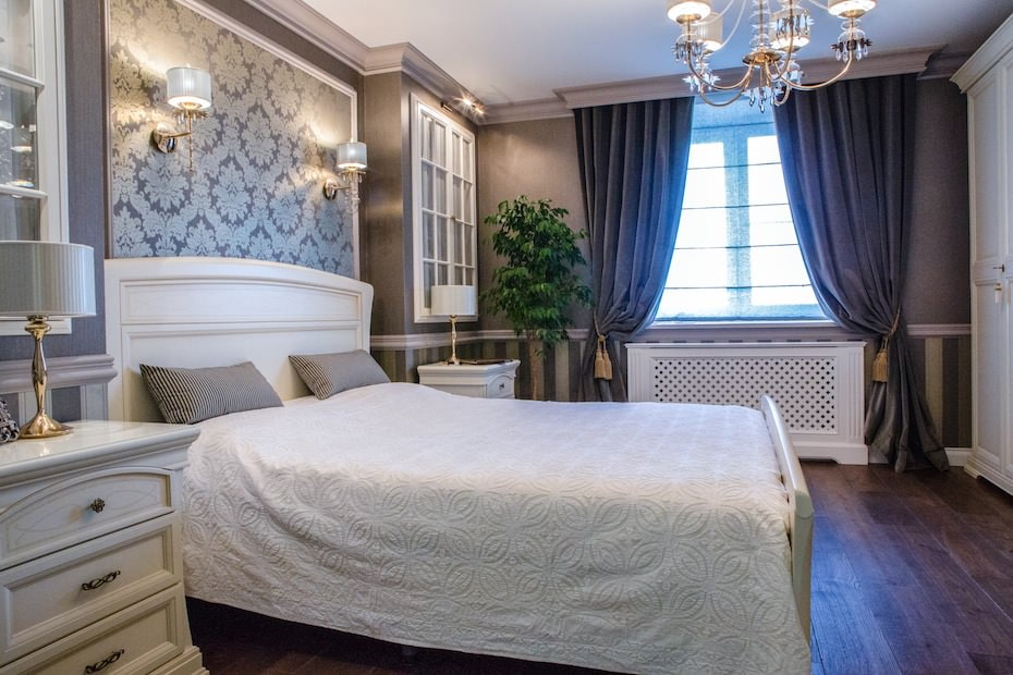 עיצוב חדרי שינה עם טפט אפור