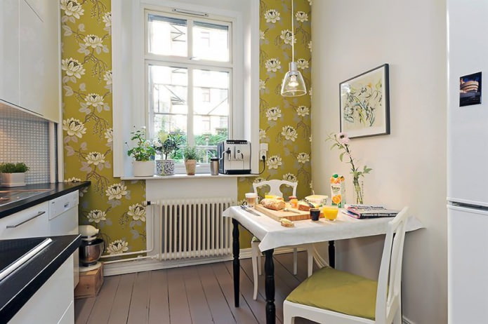 Papier peint floral vert de style scandinave dans un design de cuisine