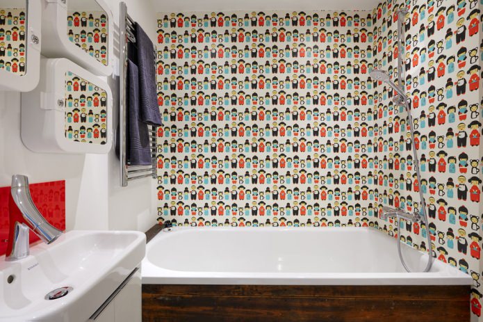 טפטים דביקים עצמיים בעיצוב חדר האמבטיה
