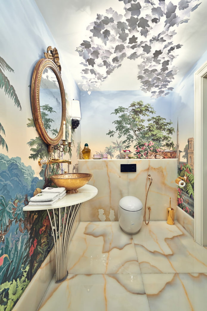 banheiro de estilo tropical com um banheiro