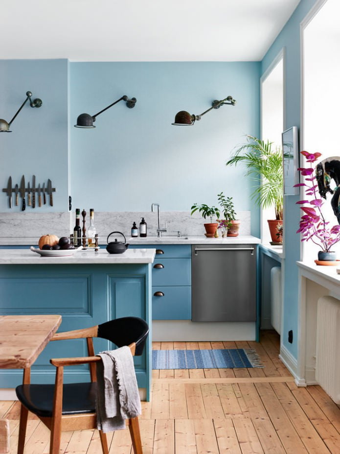 дизайн на кухня в сини тонове
