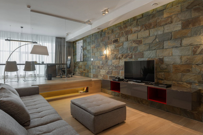 dekorativní kamenné obložení v obývacím pokoji