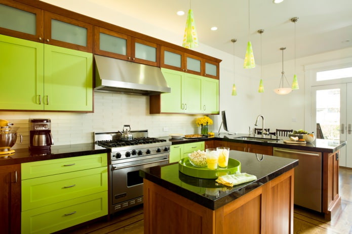  zaļas un brūnas virtuves vienības dizains
