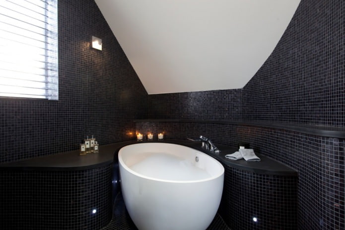 черно-бяла таванска баня