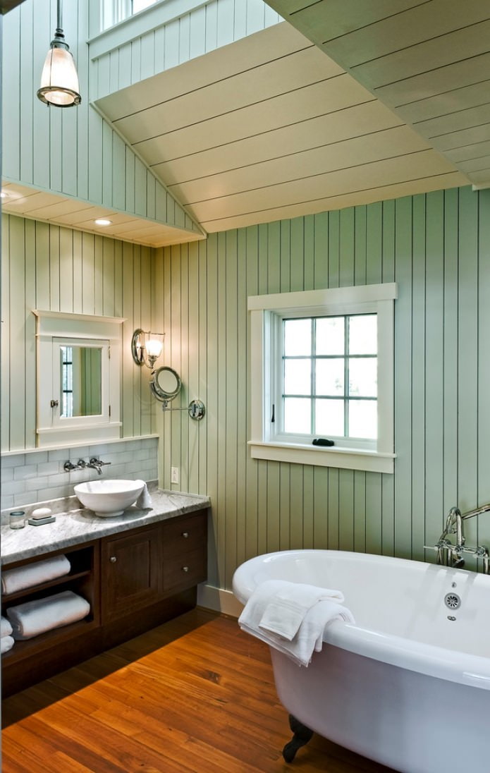 grönt loft badrum