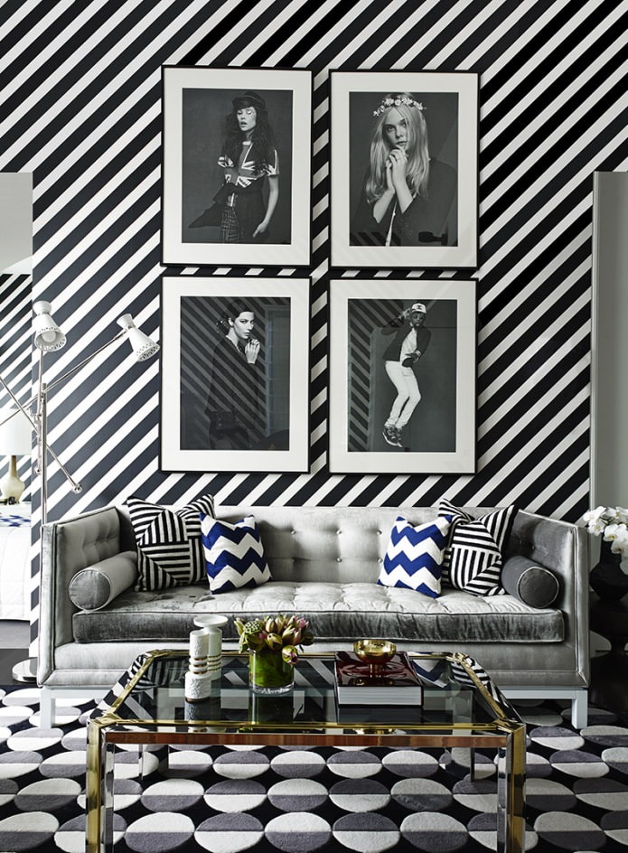 franja diagonal en blanco y negro en las paredes