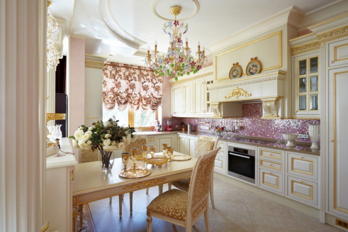rokoko stiliaus virtuvė
