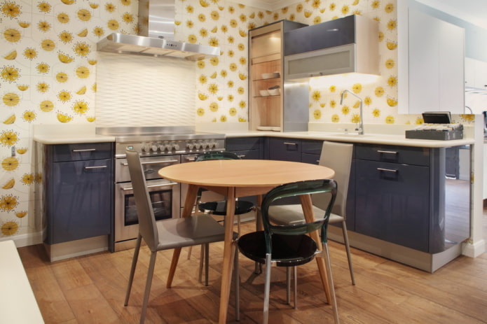 wallpaper with a yellow pattern in the kitchen