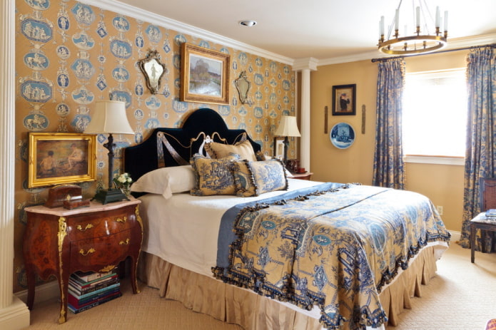Papel tapiz amarillo-azul en el dormitorio