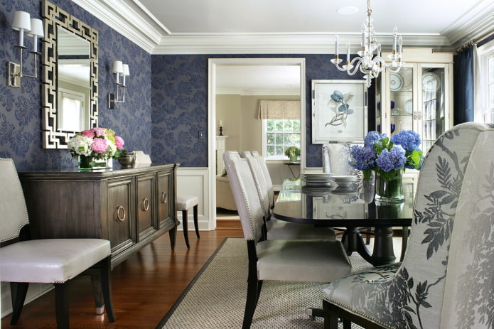 navy blue wallpaper in a classic style