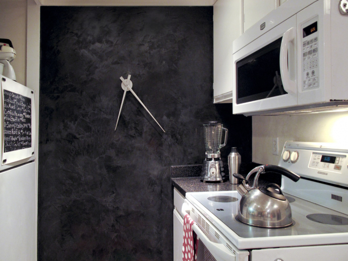 papier peint noir dans la cuisine