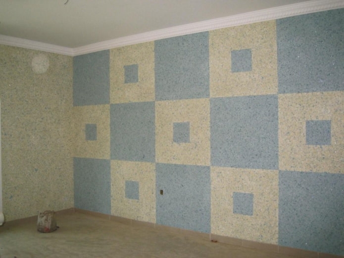 cuadrados azules en la pared