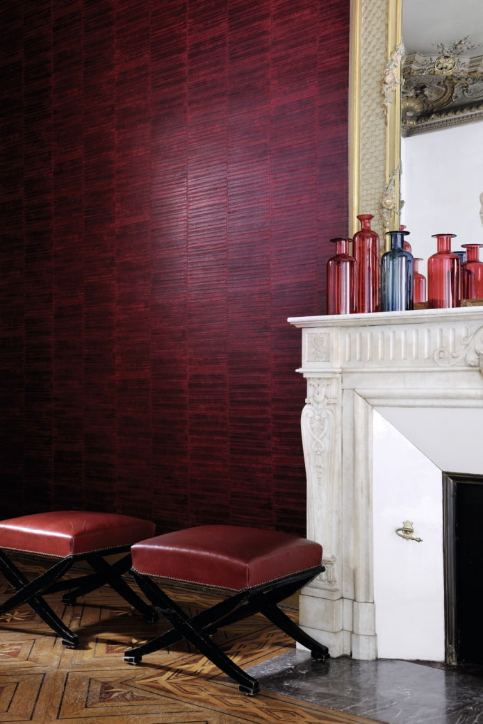leather wallpaper stripes in the interior