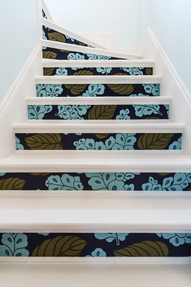papier peint dans les escaliers