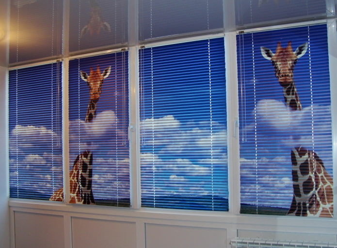 φωτογραφία blinds στο μπαλκόνι