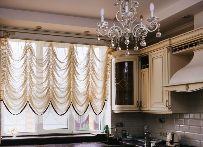 cortinas de marquesa decoradas con cuentas de vidrio
