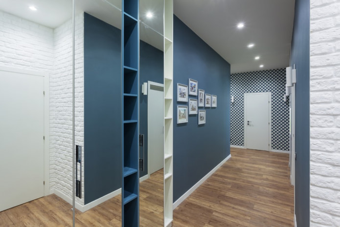 conception de couloir moderne en blanc et bleu