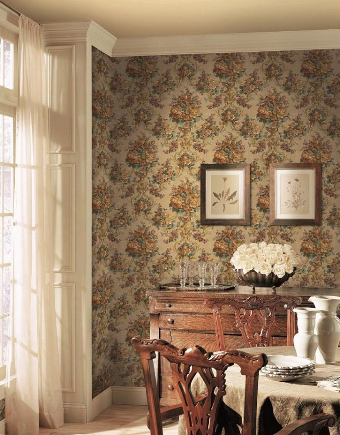 Textile wallpaper with flowers