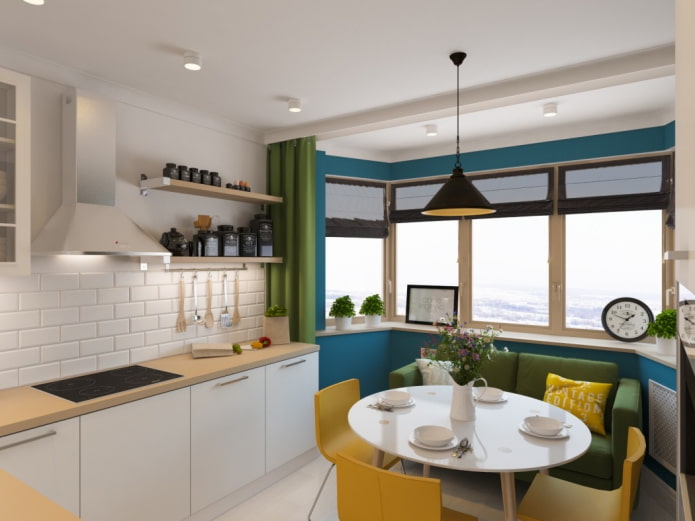 design de dois níveis no interior da cozinha com uma janela de sacada