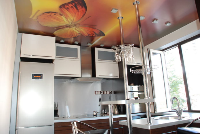 ceiling with photo printing in the kitchen