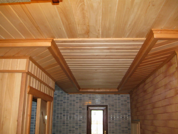 rivestimento del soffitto a due livelli