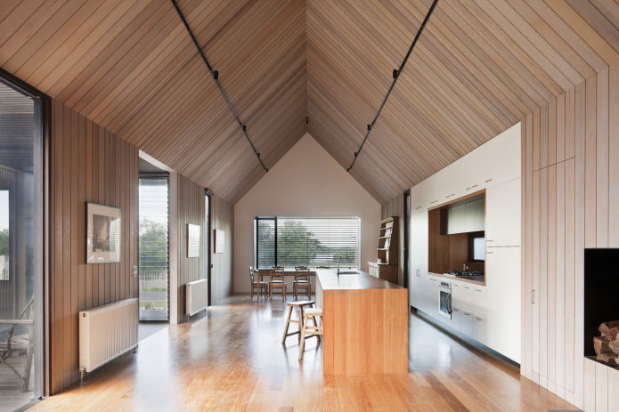 căptușeală de tavan într-un stil modern