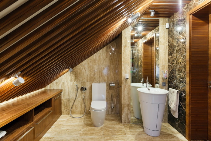 trần gỗ trong phòng tắm