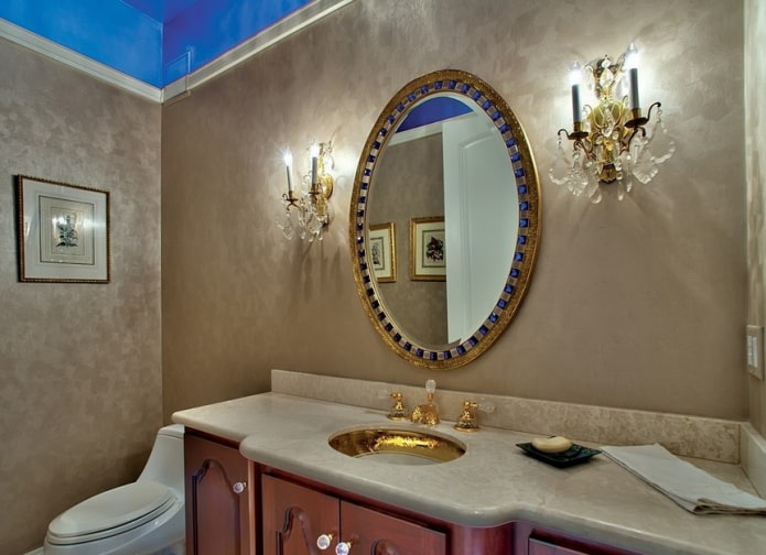 Plaster hiasan Venetian di bilik mandi
