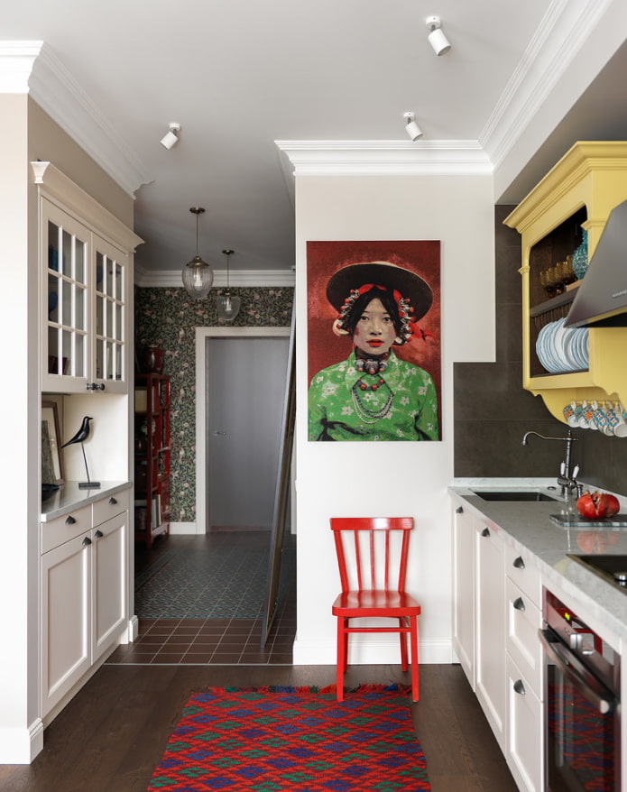 festmény a falon, a konyha belsejében