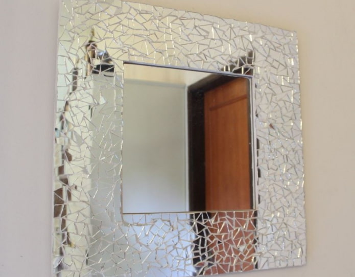 skivor dekorerad spegel