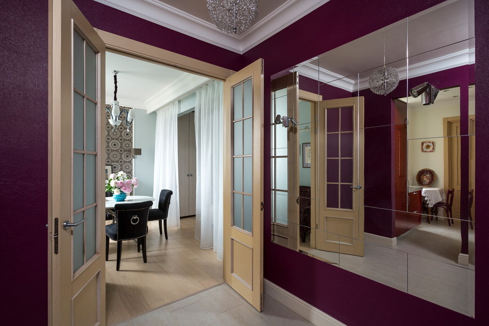 Svetlé dvere v interiéri bytu: 60 fotografií, krásne nápady na dizajn