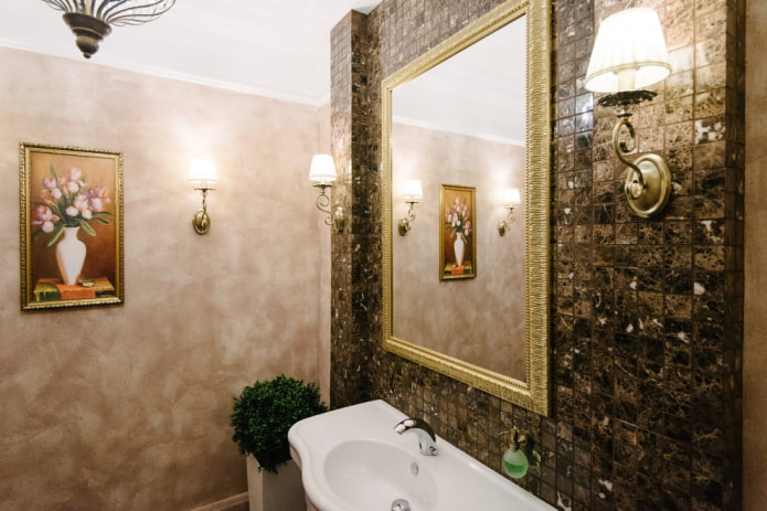 kő mozaik a fürdőszoba belsejében