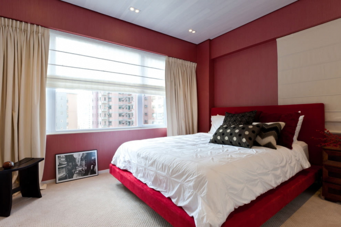 giường đôi màu đỏ trong nội thất
