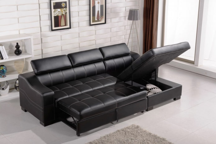 sofà plegable amb tapisseria de cuir a l’interior