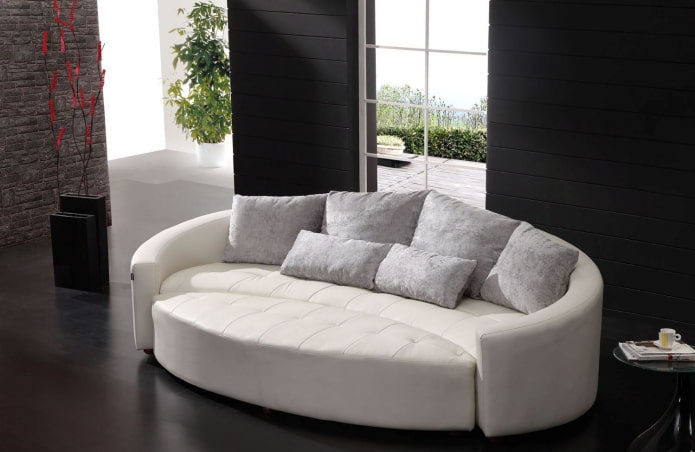 oval sammenleggbar sofa i interiøret