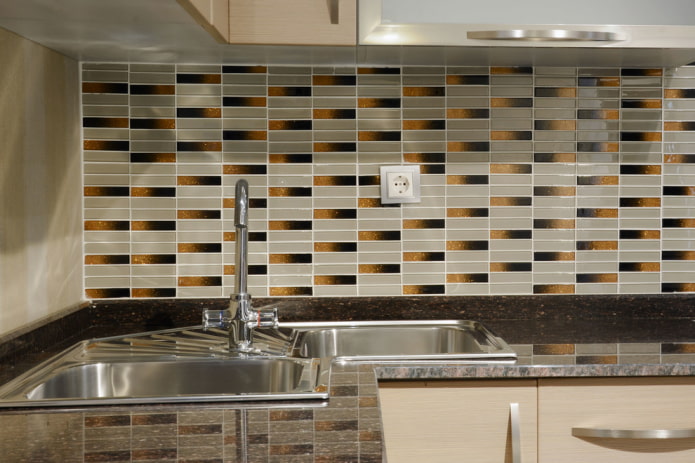 mozaic dreptunghi în bucătărie