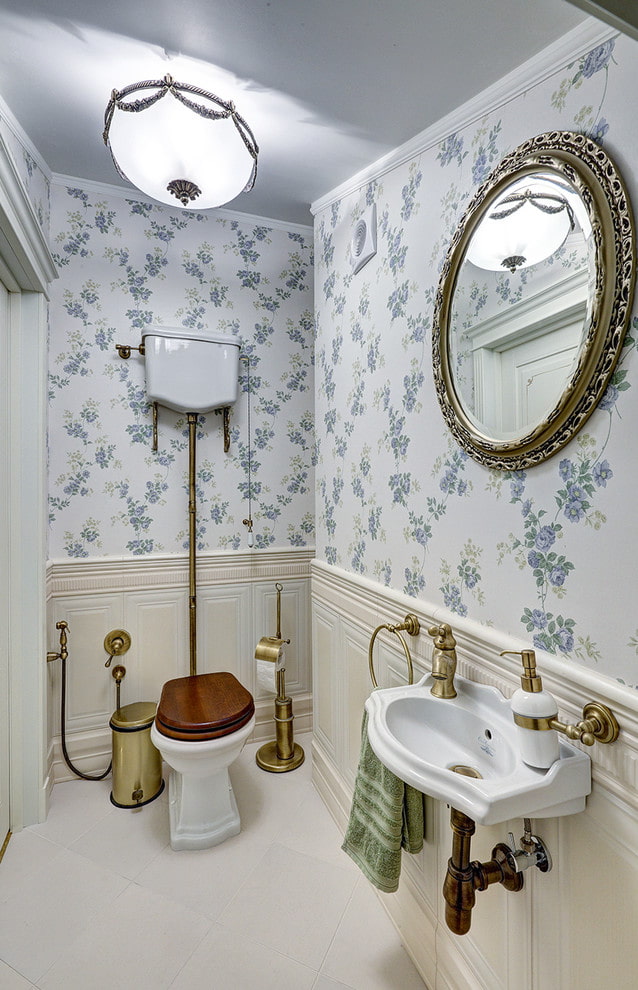 toalett i klassisk stil