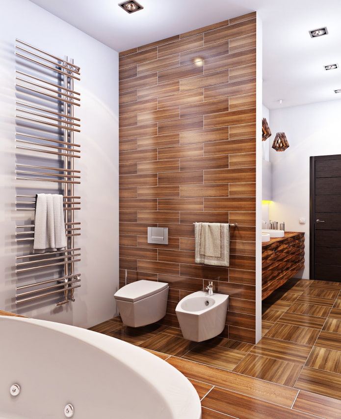 dřevěné dlaždice v interiéru koupelny