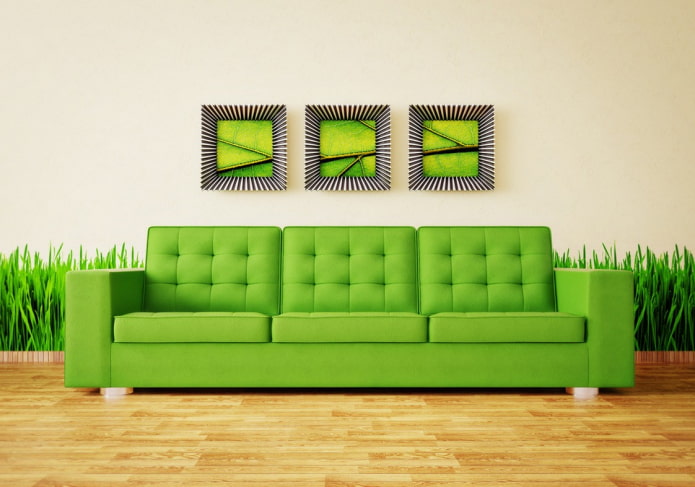 sofà verd àcid a l'interior