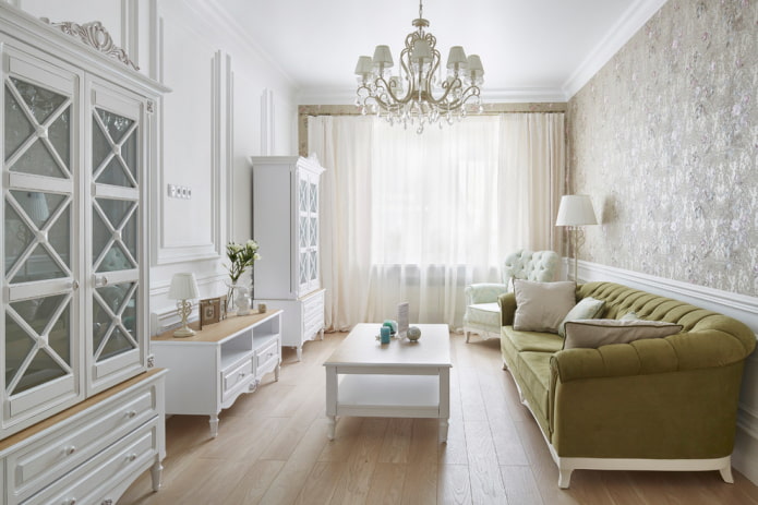 žalia Provanso stiliaus sofa