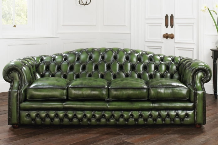 sofa da màu xanh lá cây trong nội thất