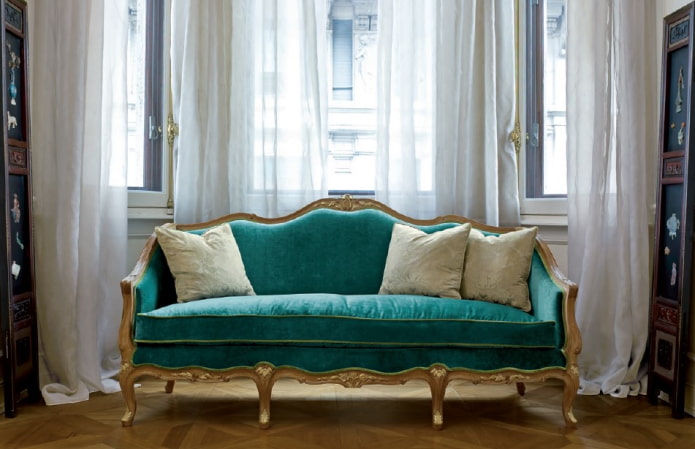 klasyczna turkusowa sofa