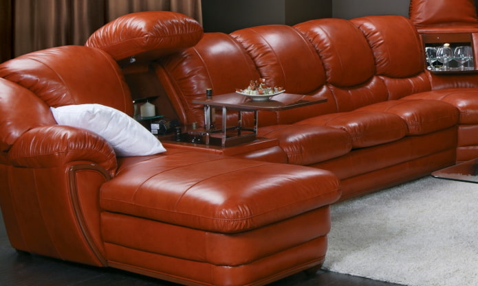 kanapé modell oszmánnal a belső részben