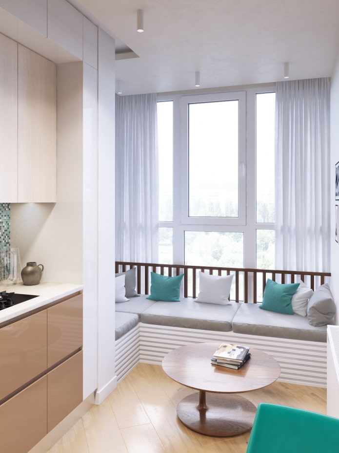 Sofa in der Küche kombiniert mit einem Balkon